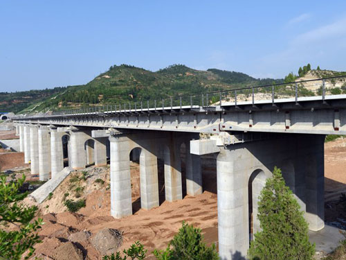 Menghua Railway, China's Largest Coal-Dedicated Rail Line, Complete Rail Laying